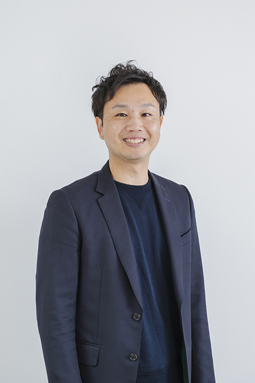 代表取締役社長　河窪 康郎